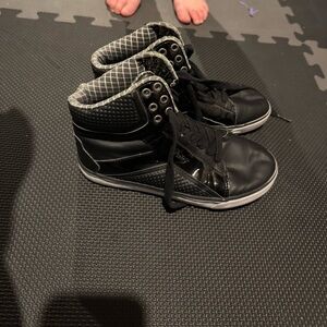 Pastry “pop tart grid” hip hop sneaker youth size 3